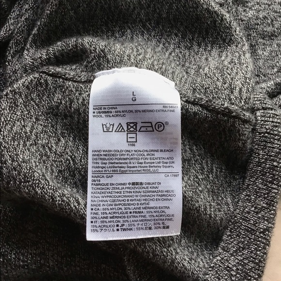 3/$25!! ✨GAP BUNDLE✨ FALL🍂AUTUMN🍂WINTER❄️WARM SWEATERS✨ - Picture 7 of 8